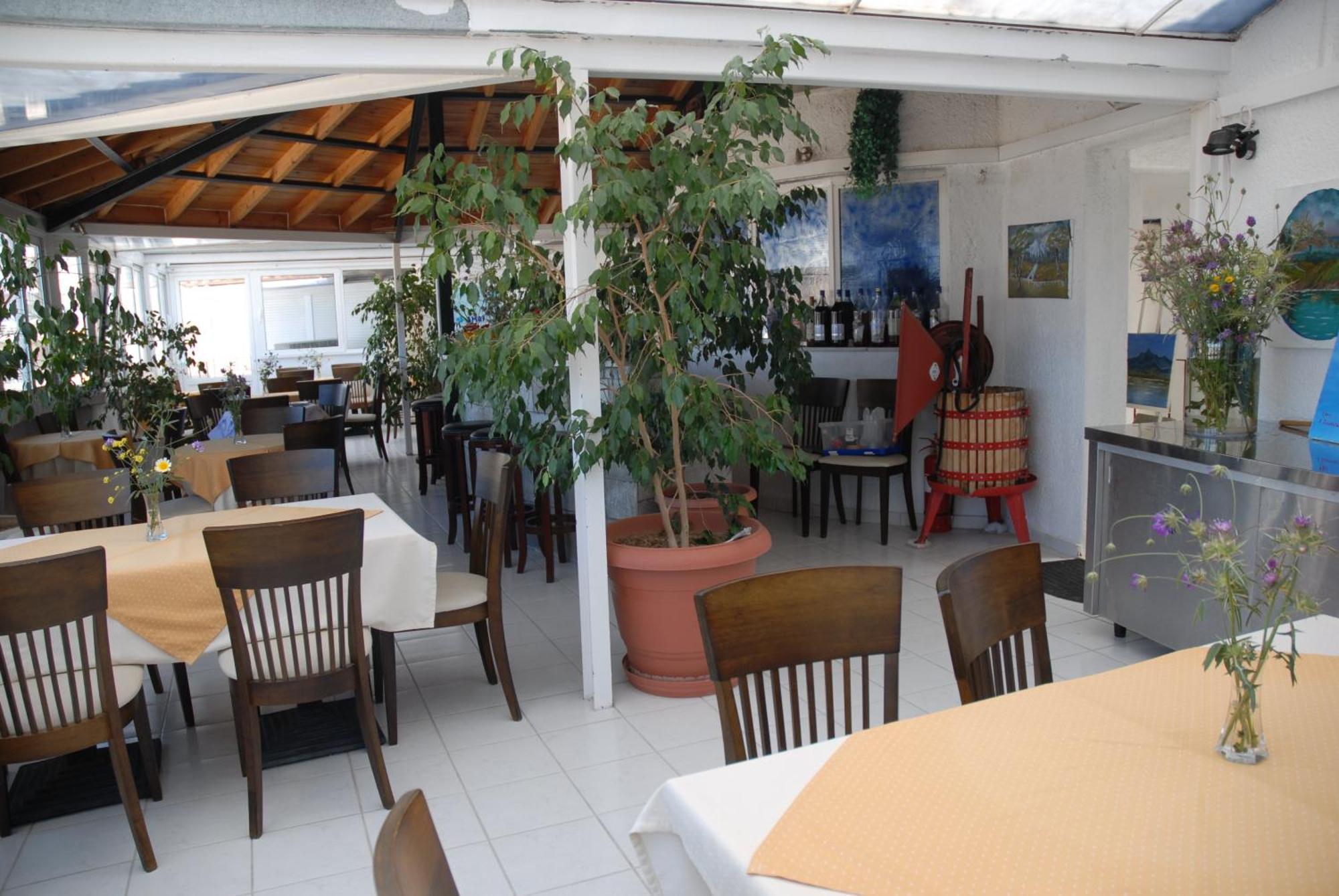 Amanda Hotel Karlovassi Luaran gambar